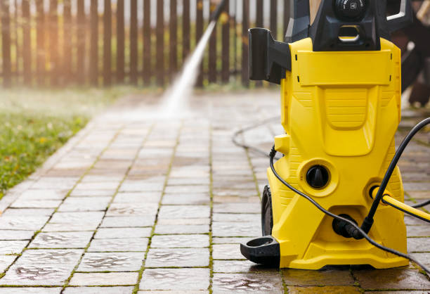 Best Pool Deck Cleaning  in Mendota Heights, MN